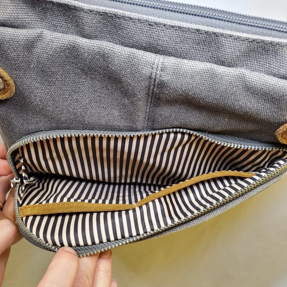 Travelon crossbody bag